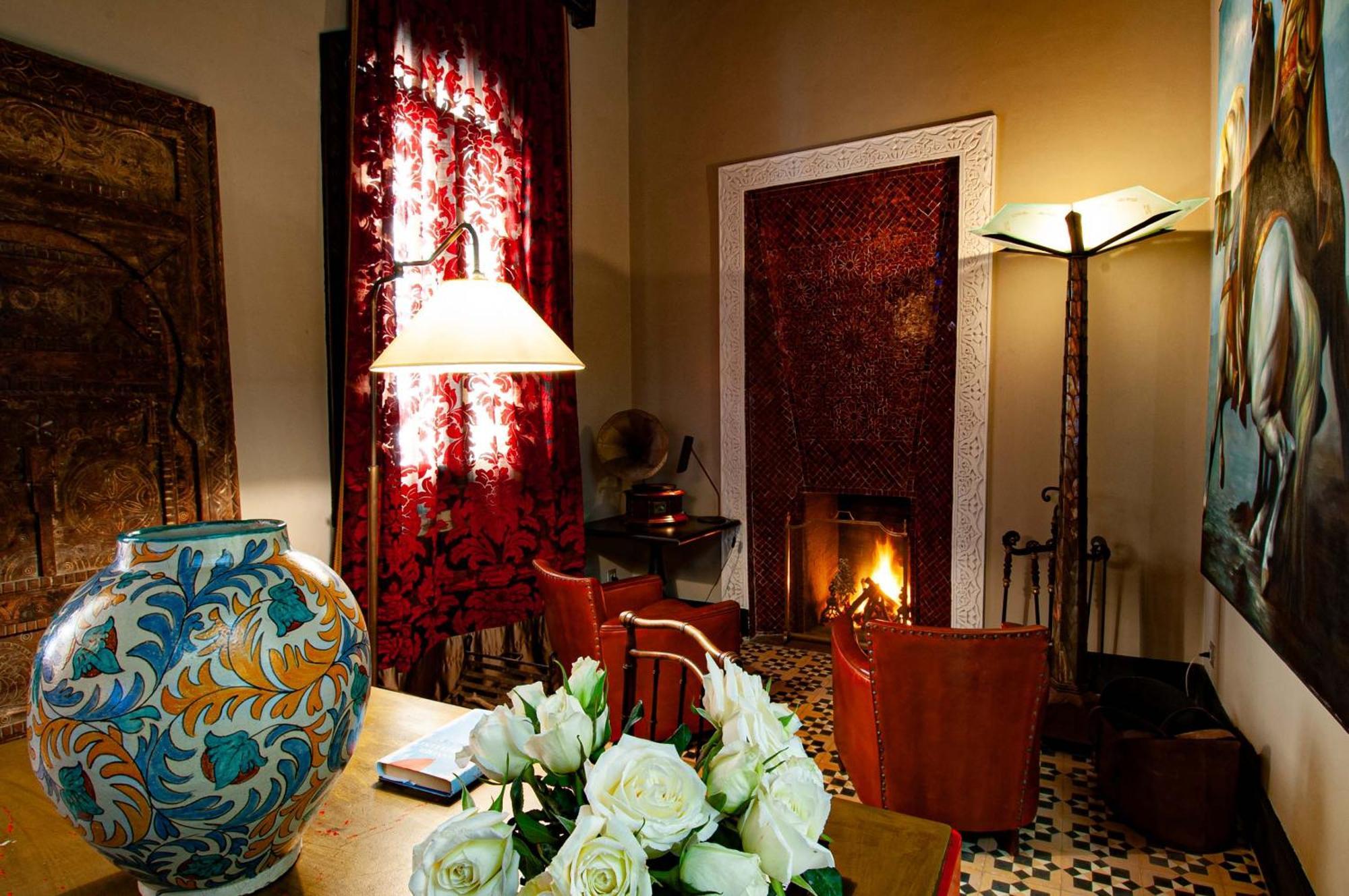 Riad Callas As-Sawíra Exteriér fotografie
